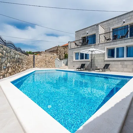 Villa Kabalero *