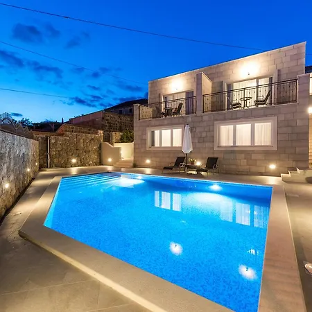 Kabalero Villa